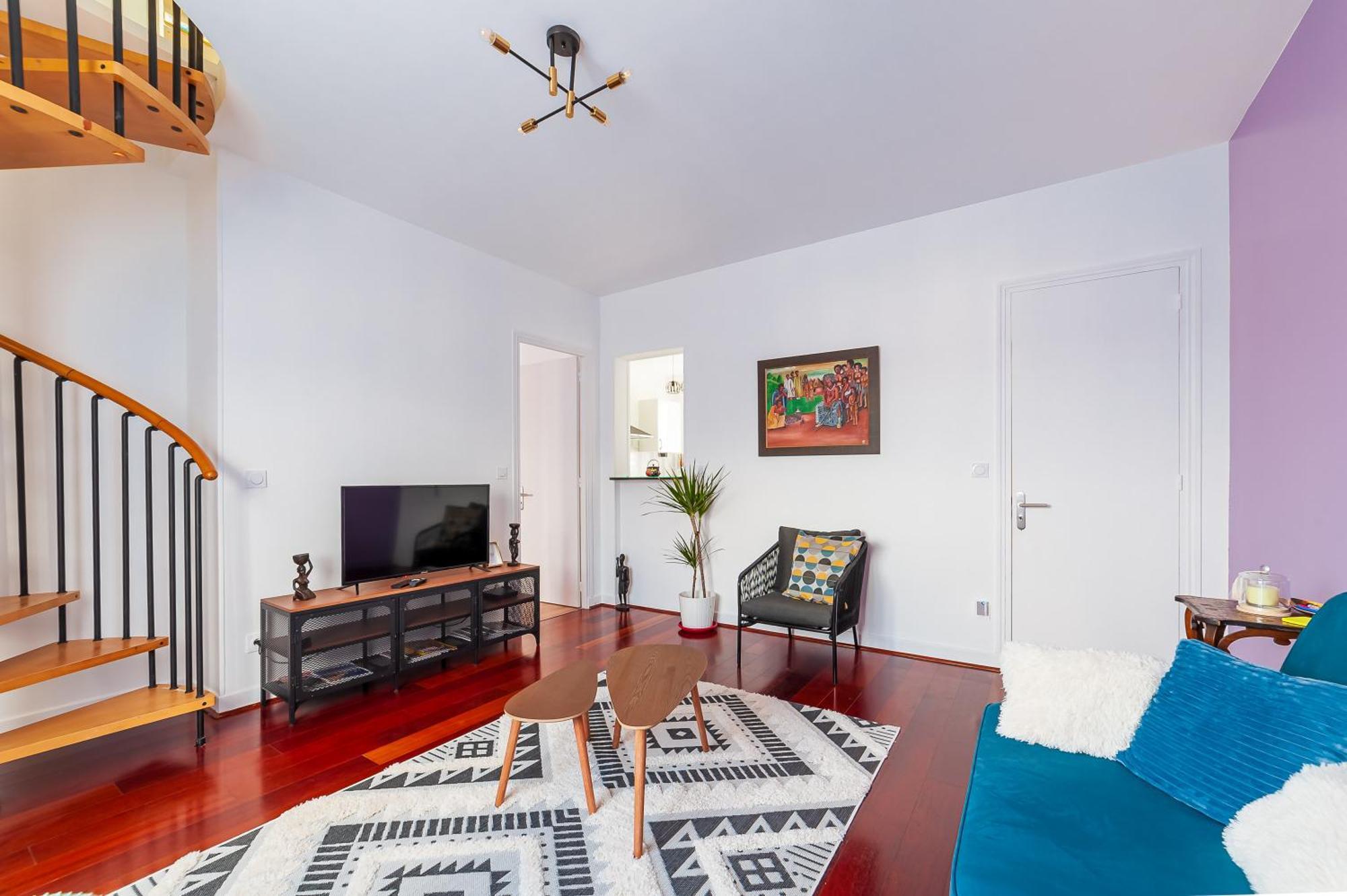Cosy Modern Apartment - 1 Minute Walk From Train Station Creil Exterior photo